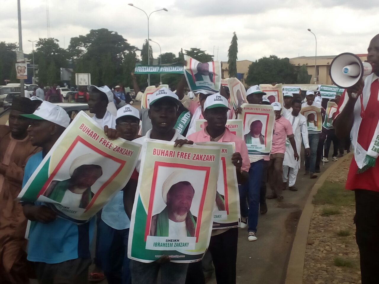 free zakzaky protest in abuja by students