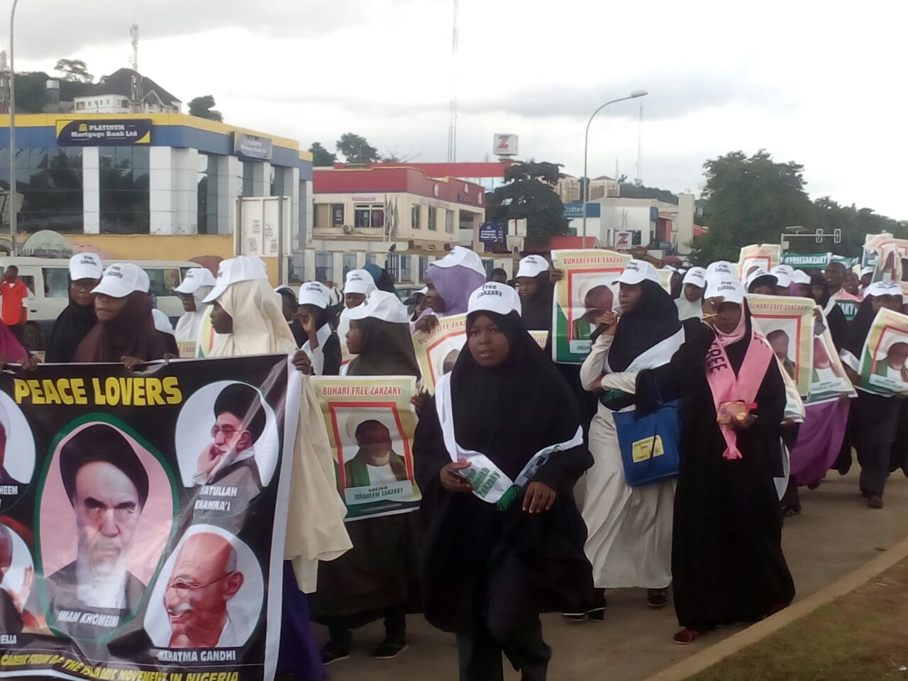 free zakzaky protest in abuja by students