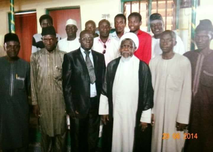  sheikh zakzaky in a group picture 